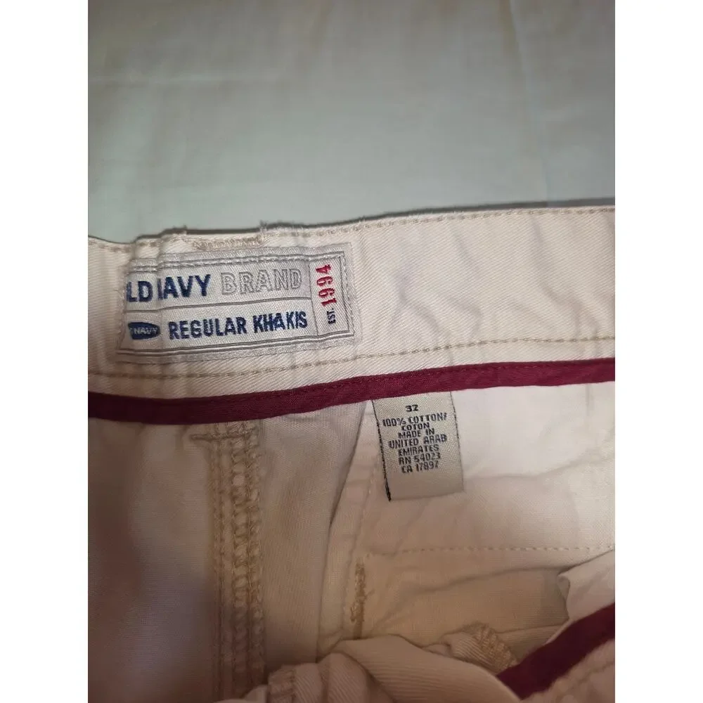 Old Navy Men's Tan Khaki Cargo Shorts Classic Utility Inseam 9